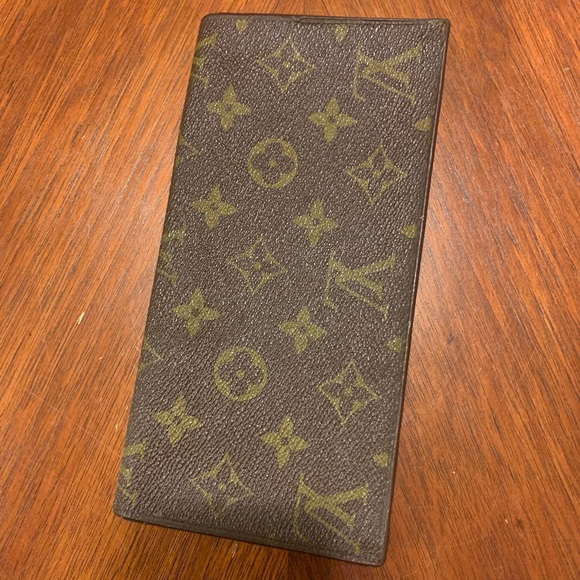 Louis Vuitton Other - Vintage Louis Vuitton bills Organizer/wallet